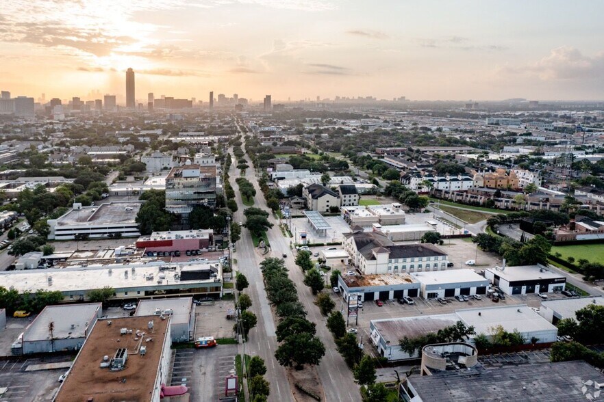 More Photos Of 6229 Richmond Ave, Houston Hotel For Sale