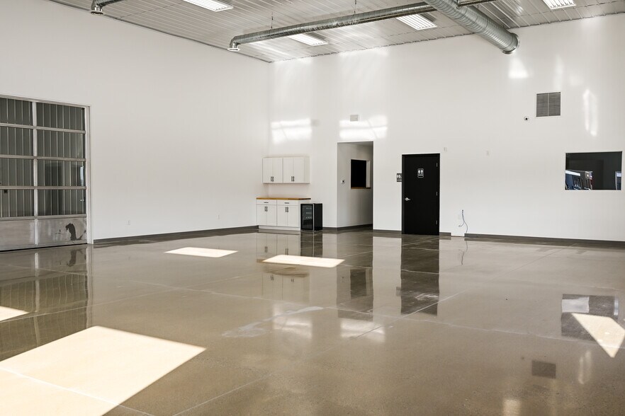 More Photos Of 23367 US 23, Circleville Industrial For Lease