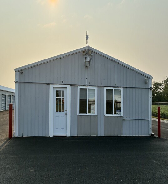 More Photos Of 1648 Old State Route 38, Washington Court House Self Storage For Sale