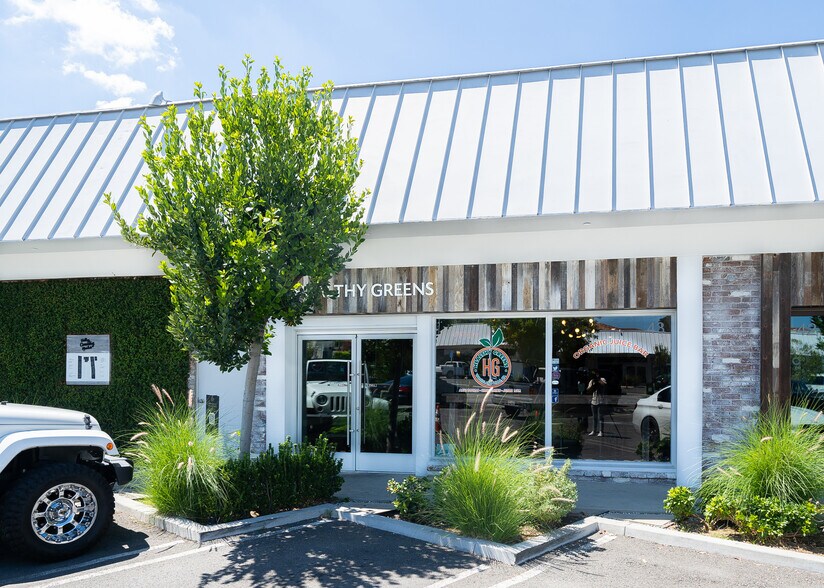 More Photos Of 20929 Ventura Blvd, Woodland Hills Unknown For Lease