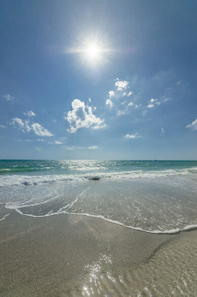 More Photos Of 12100 Gulf Blvd, Treasure Island Hotel For Sale