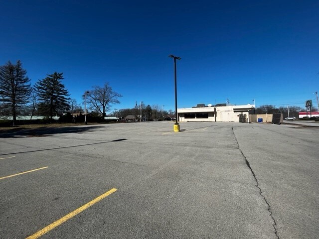 More Photos Of 191 New Castle Rd, Butler Storefront For Sale