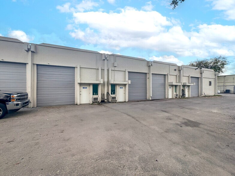 More Photos Of 14080-14118 SW 139th Ct, Miami Light Manufacturing For Sale