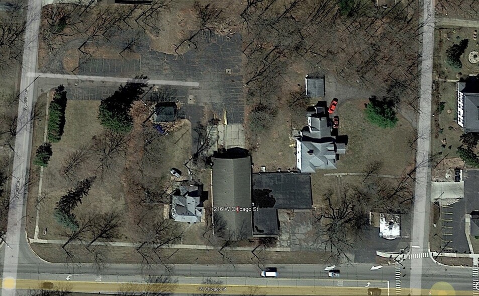 More Photos Of 216 W Chicago St, Jonesville Office For Sale