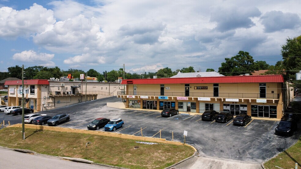 More Photos Of , Clermont General Retail For Sale