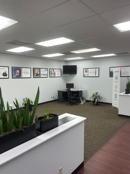 More Photos Of 1395 NW 17th Ave, Delray Beach Showroom For Lease