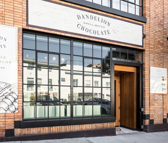 More Photos Of 3178-3180 17th St, San Francisco Loft Creative Space For Lease