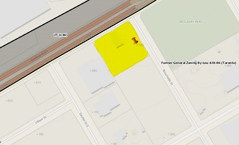 More Photos Of 120 Bouchette St, Toronto Truck Terminal For Lease