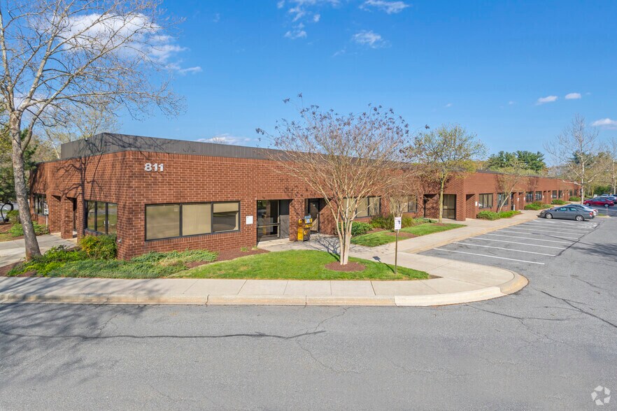 More Photos Of 910 Cromwell Park Dr, Glen Burnie Unknown For Lease