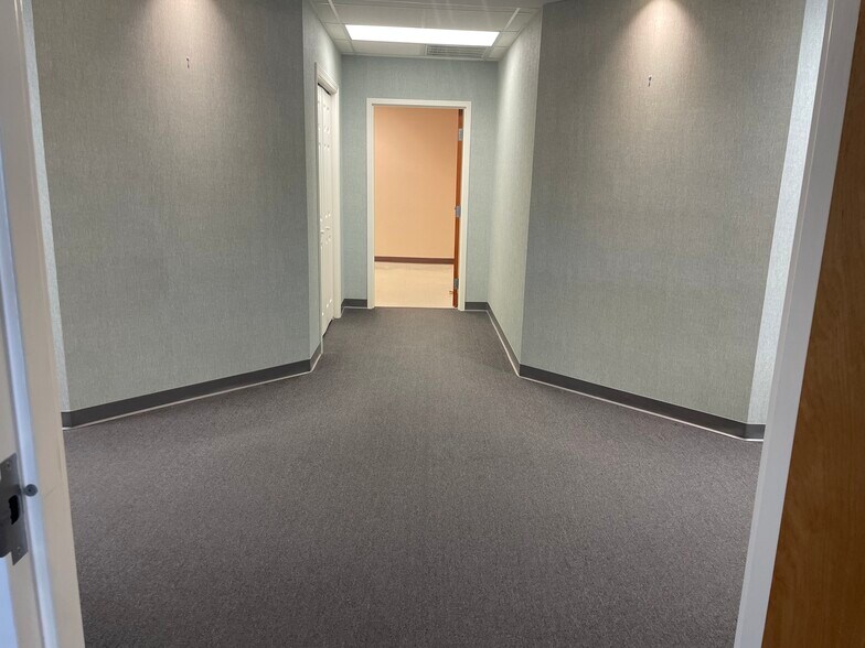 More Photos Of 2141 Eastview Pky, Conyers Office For Sale