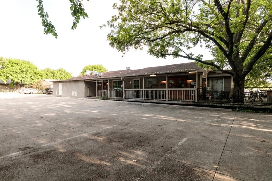 More Photos Of 444 Keller Pky, Keller Restaurant For Sale