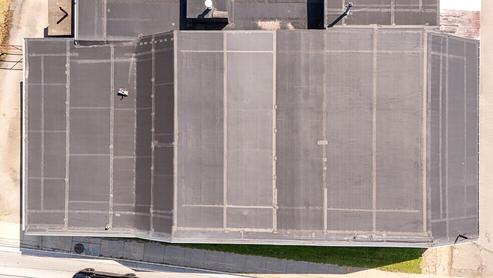 More Photos Of 1702 Wheeling Ave, Glen Dale Manufacturing For Sale