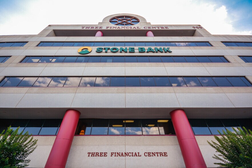 More Photos Of 900 S Shackleford Rd, Little Rock Office For Lease