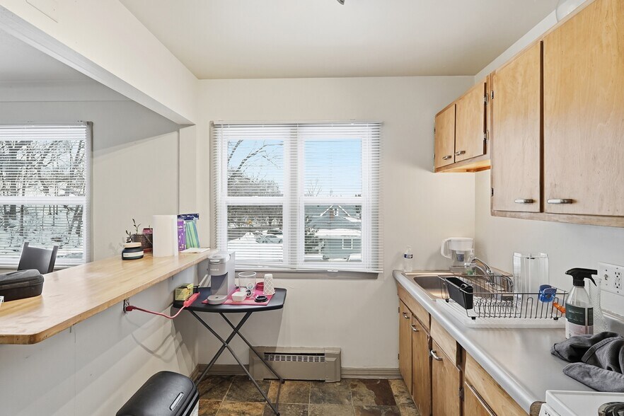 More Photos Of 149 Morton St E, Saint Paul Apartments For Sale