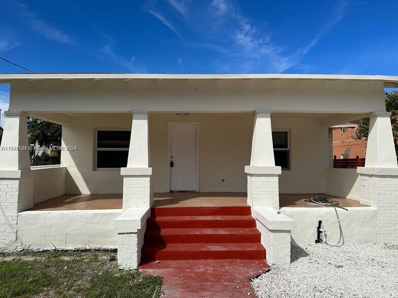 More Photos Of 729 SW 3rd St, Miami Apartments For Sale