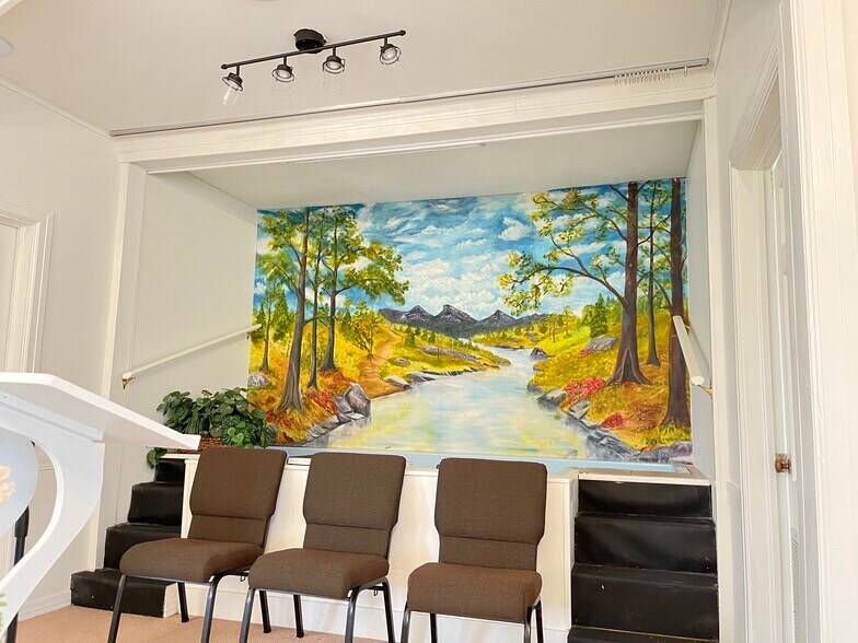 More Photos Of 836 Chester Ave, Tupelo Religious Facility For Sale