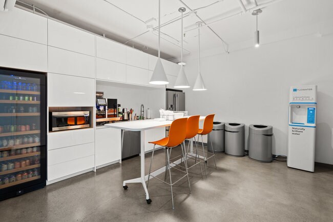 More Photos Of 241 El Camino Real, Menlo Park Storefront Retail Office For Sale