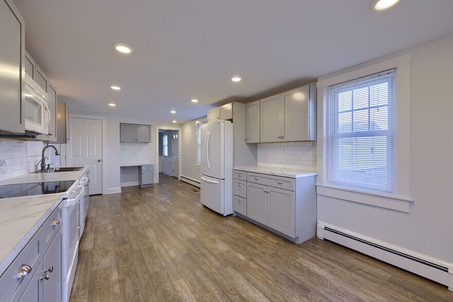 More Photos Of 121 Walnut Hill Rd, Millersville Religious Facility For Sale