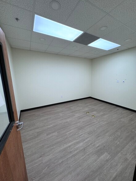 More Photos Of 655 10th St, Cedartown Warehouse For Sale