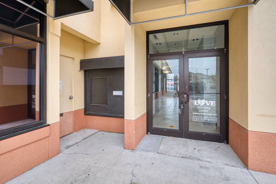 More Photos Of 8200-8250 66th St N, Pinellas Park Unknown For Lease