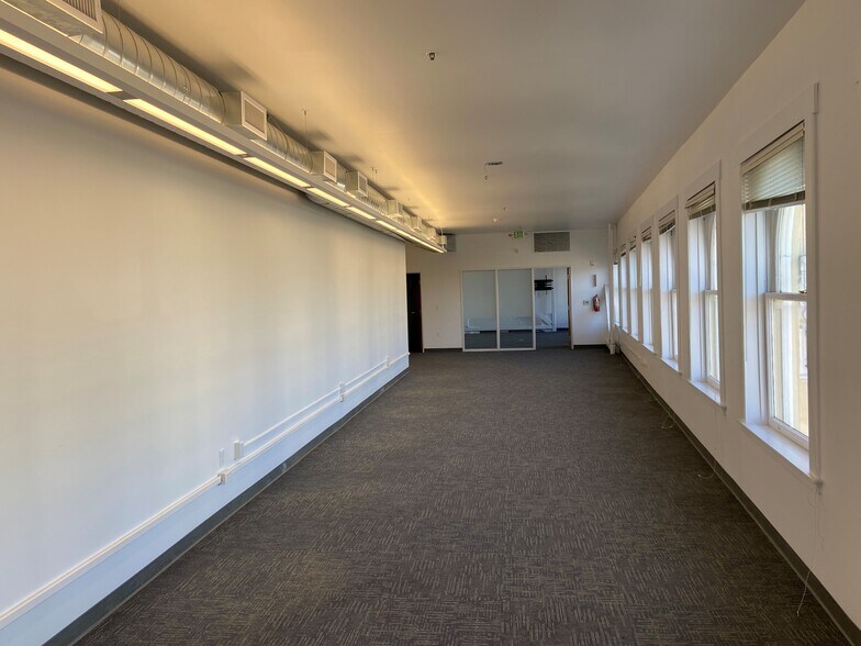 More Photos Of 2484 Shattuck Ave, Berkeley Office For Lease