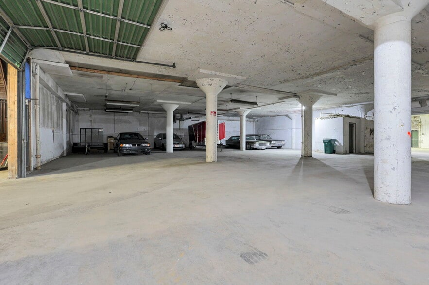 More Photos Of 435 N Elizabeth St, Lima Warehouse For Sale