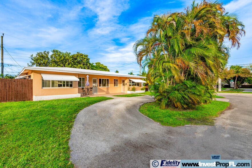 More Photos Of 2581 NE 11th Ct, Pompano Beach Multifamily For Sale