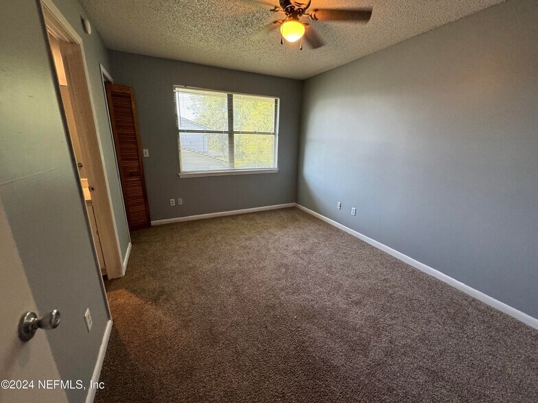 More Photos Of 1357 Kingsley Ave, Orange Park Apartments For Sale