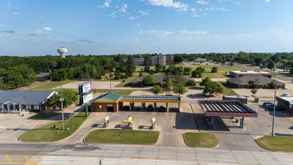 More Photos Of 3003 Arlington, Ada Specialty For Sale