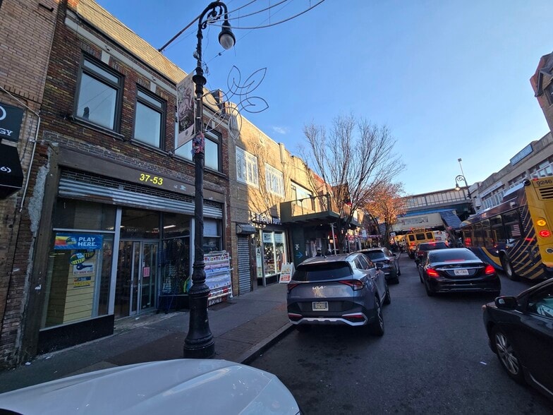 More Photos Of 3753 82nd St, Jackson Heights Storefront Retail Office For Lease
