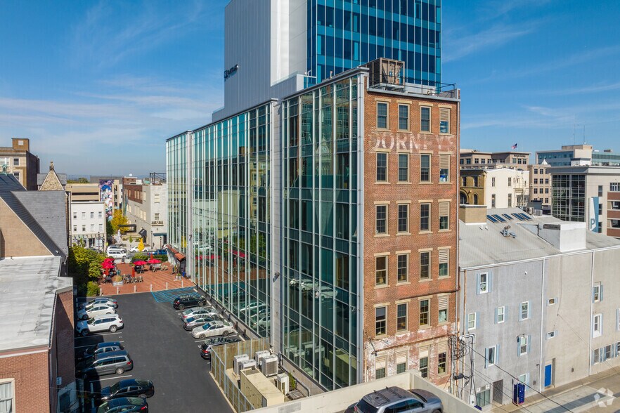 More Photos Of 612 W Hamilton St, Allentown Office For Lease