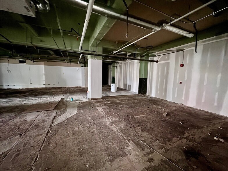 More Photos Of 201-211 Hunter St E, Peterborough Apartments For Lease