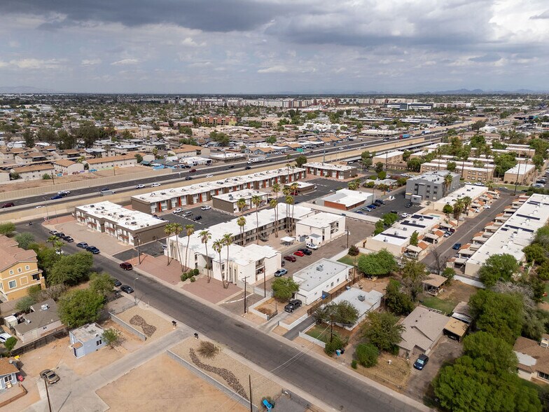 More Photos Of 2432 W Turney Ave, Phoenix Shelter For Sale
