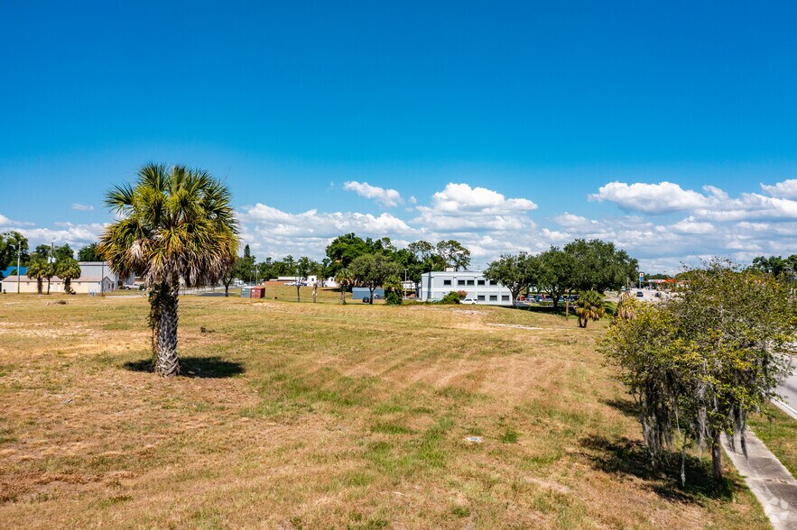 More Photos Of 901 12th St, Clermont Land For Sale