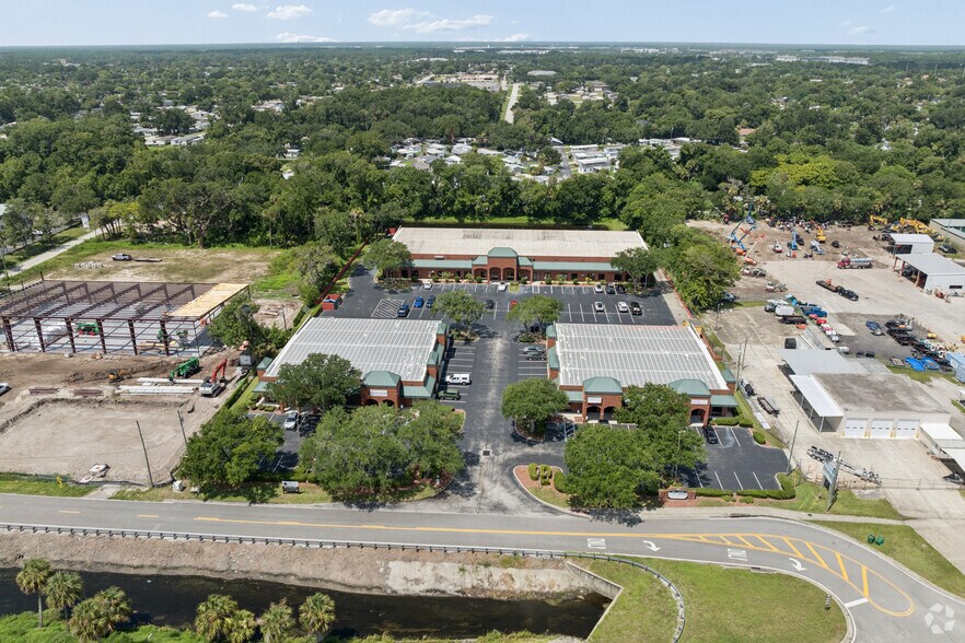 More Photos Of 1440 N Nova Rd, Daytona Beach Unknown For Lease