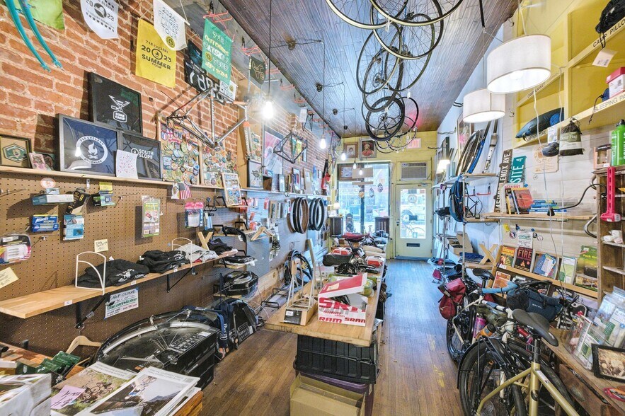 More Photos Of 427 7th Ave, Brooklyn Storefront Retail Residential For Sale