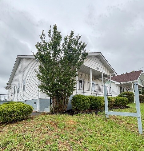 More Photos Of 730 S Church St, Spartanburg Office Residential For Lease