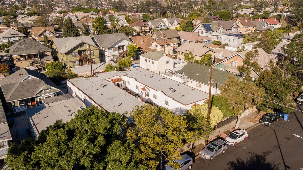 More Photos Of 2313 S Catalina St, Los Angeles Apartments For Sale