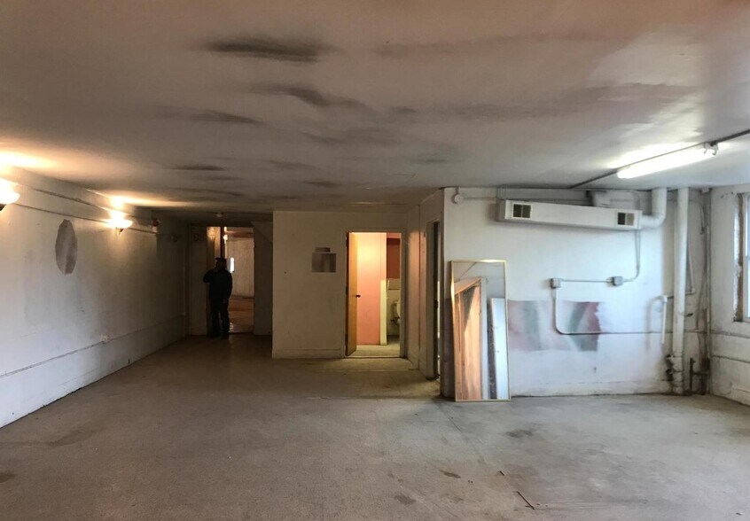 More Photos Of 3824-3830 N Broad St, Philadelphia Storefront Retail Office For Sale