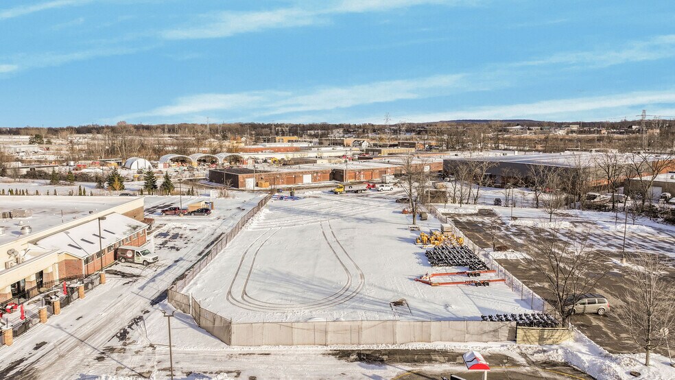 More Photos Of 7455 Tyler Blvd, Mentor Warehouse For Sale