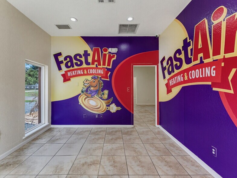More Photos Of 3347 SW 7th St, Ocala Distribution For Sale