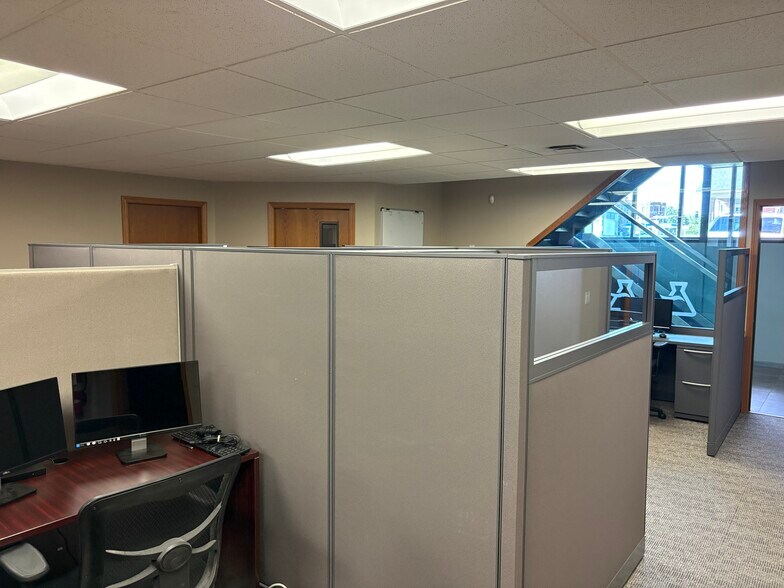 More Photos Of 428 W Shoshone St, Pasco Office For Sale