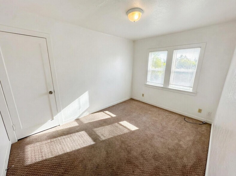 More Photos Of 111 Mahogany Dr, Vallejo Apartments For Sale