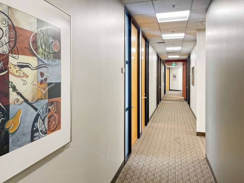 More Photos Of 655 N Central Ave, Glendale Coworking Space