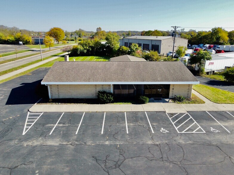 More Photos Of 2455 Stanley Ave, Dayton Freestanding For Lease