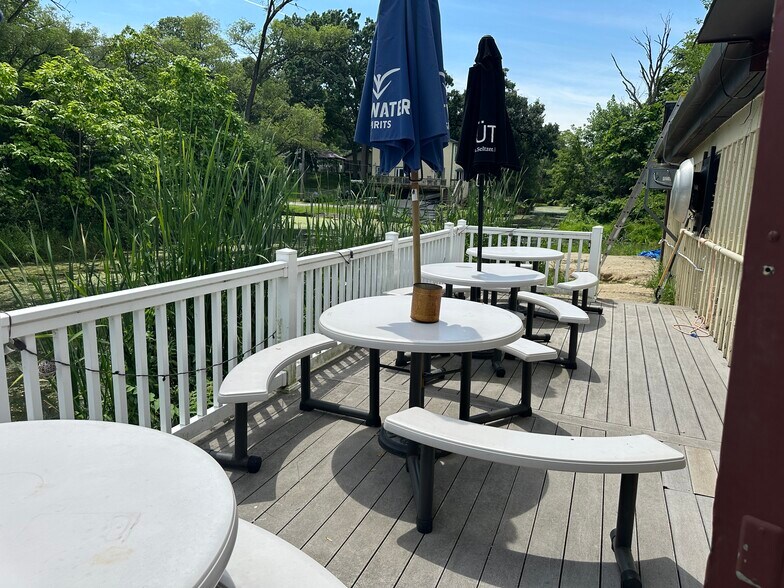 More Photos Of 89 E Grand Ave, Fox Lake Restaurant For Sale