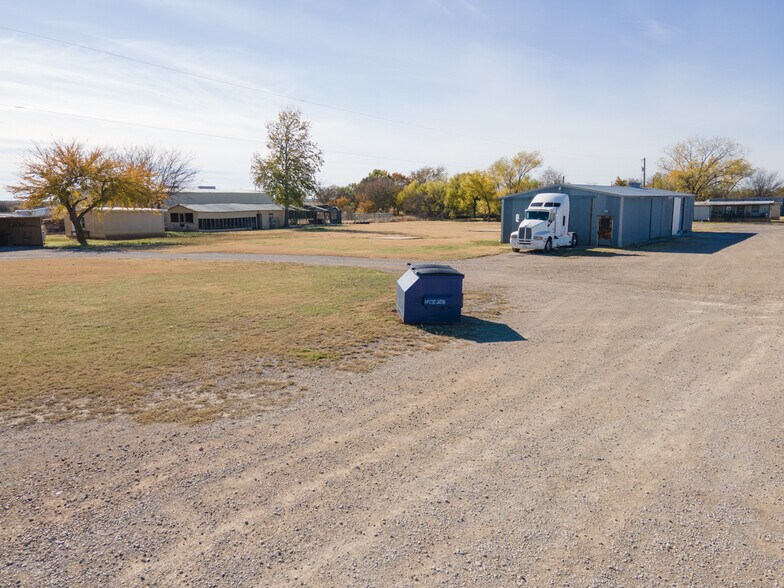 More Photos Of 1264 US Highway 281, Wichita Falls Service For Sale