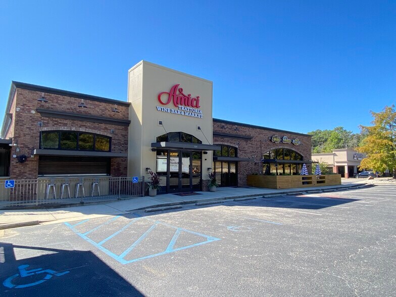 More Photos Of 7899 Cottage Hill Rd, Mobile Restaurant For Sale