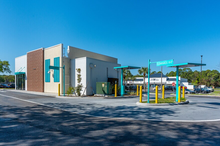 More Photos Of 2900 S Ridgewood Ave, Edgewater Specialty For Lease