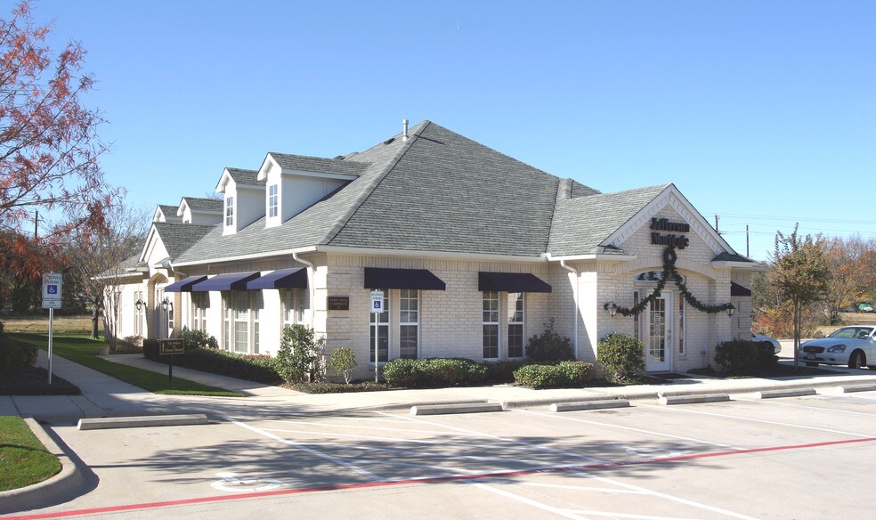 Primary Photo Of 3131 Cross Timbers Rd, Flower Mound Medical For Lease